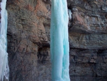 Клык изо льда в горах Колорадо фото-6