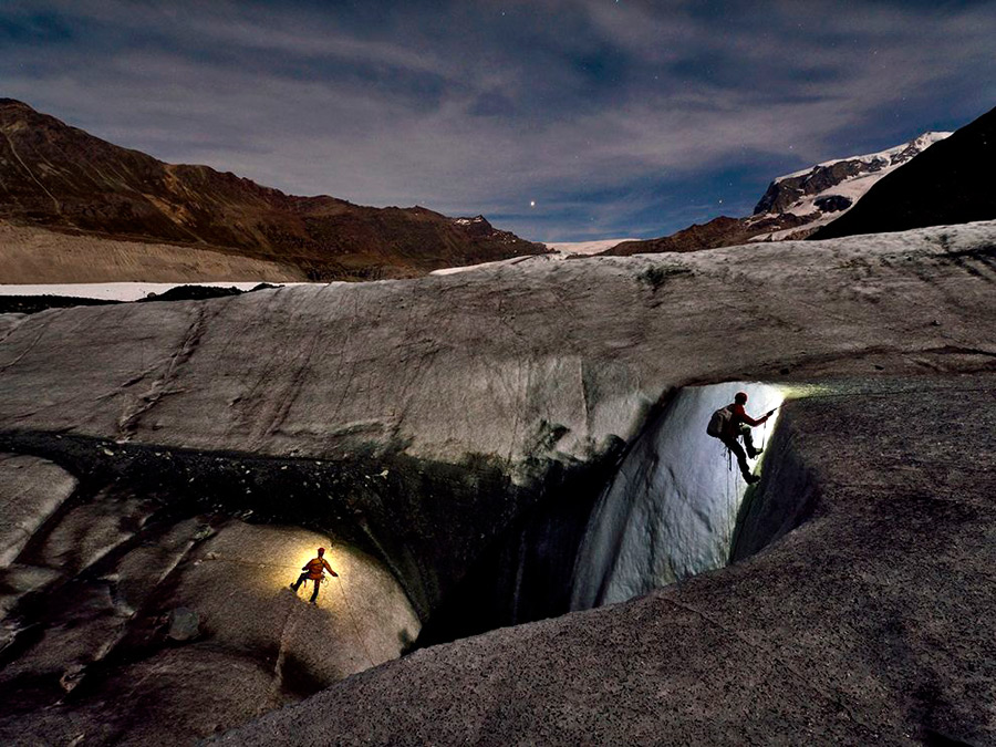 Вход в ледяную пещеру Горнера