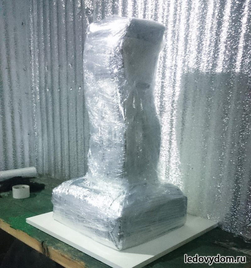 Упаковка ледяной склуьптуры
